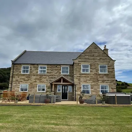 Foxhall Farm * Thirsk