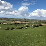 بيت للعطل Foxhall Farm *